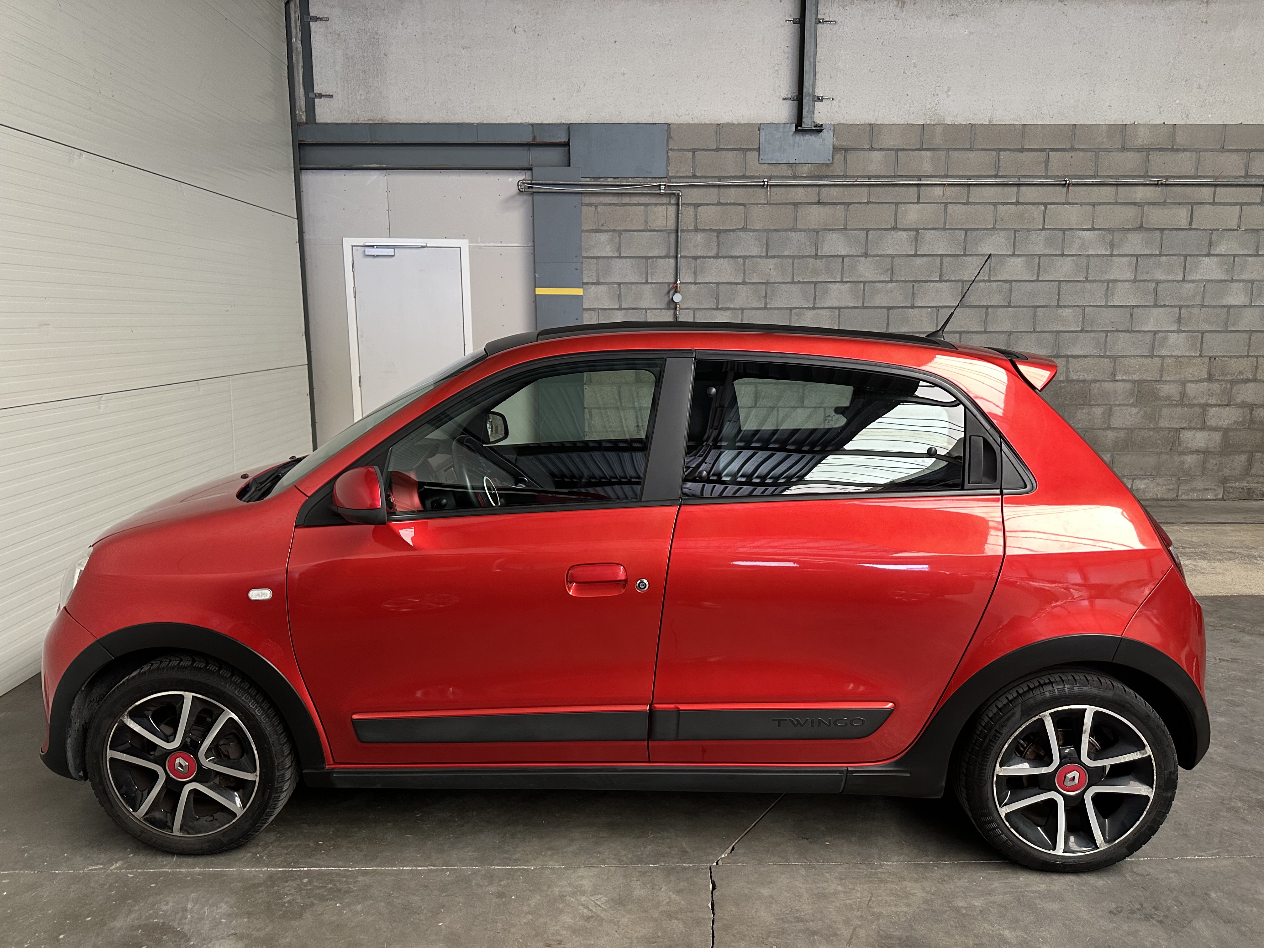 RENAULT TWINGO