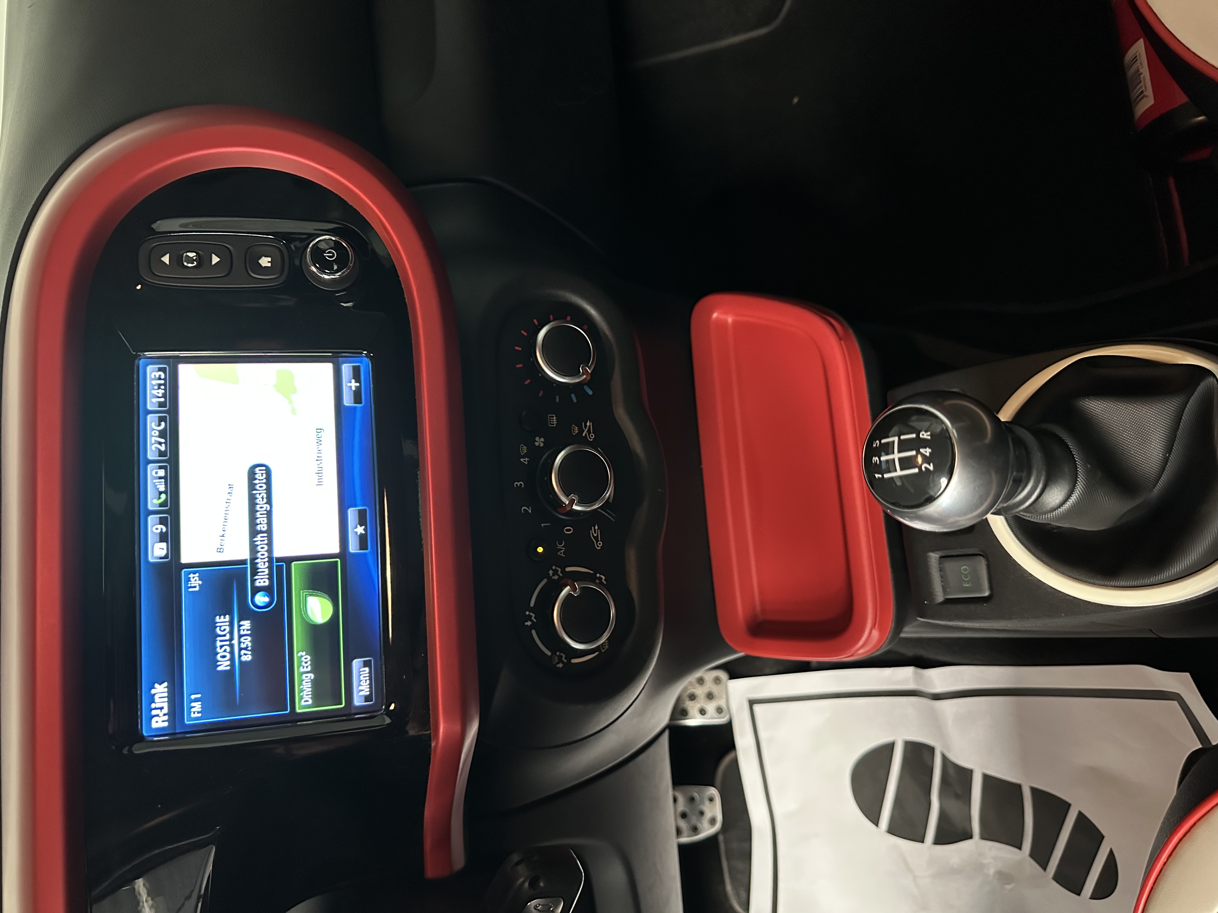 RENAULT TWINGO