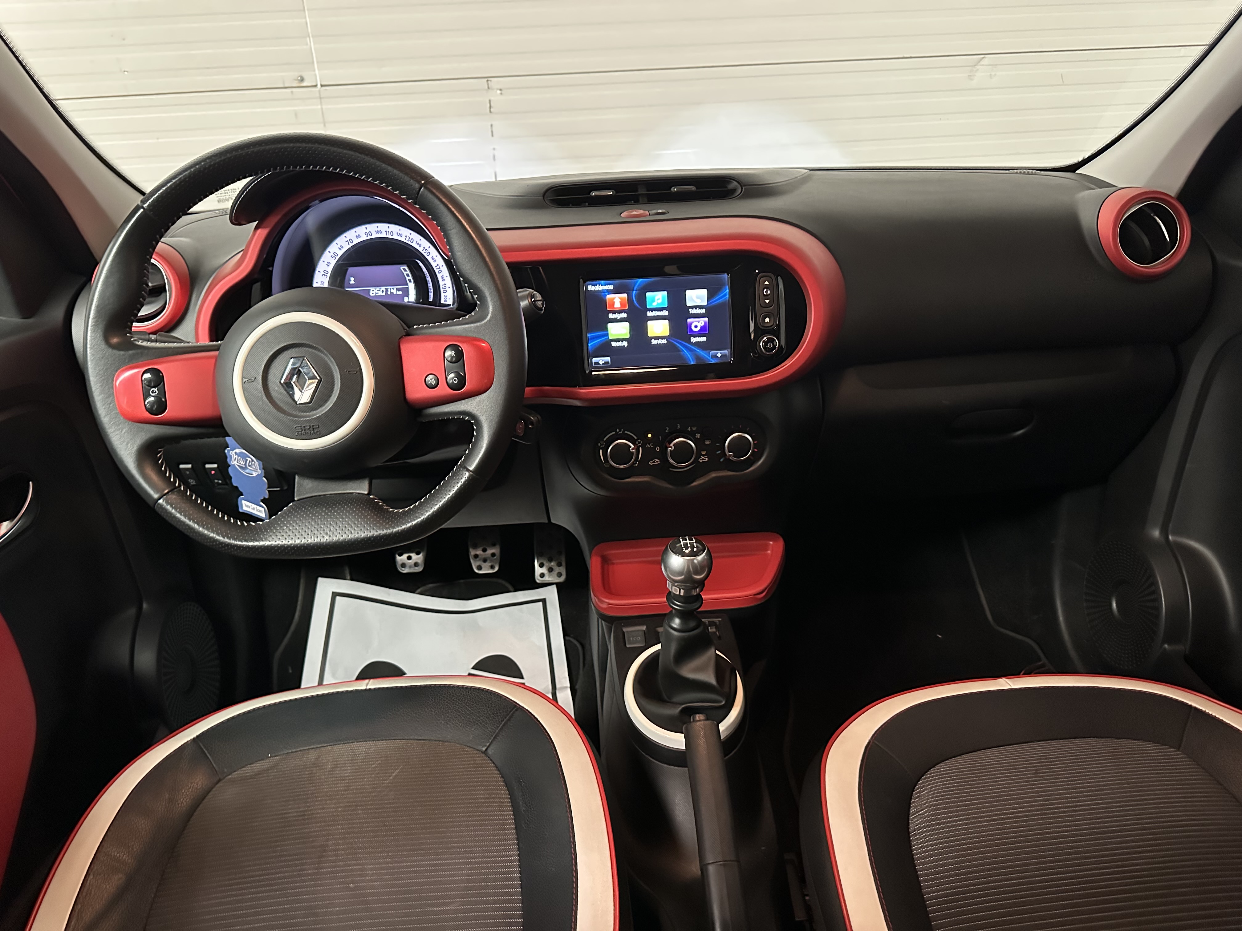 RENAULT TWINGO