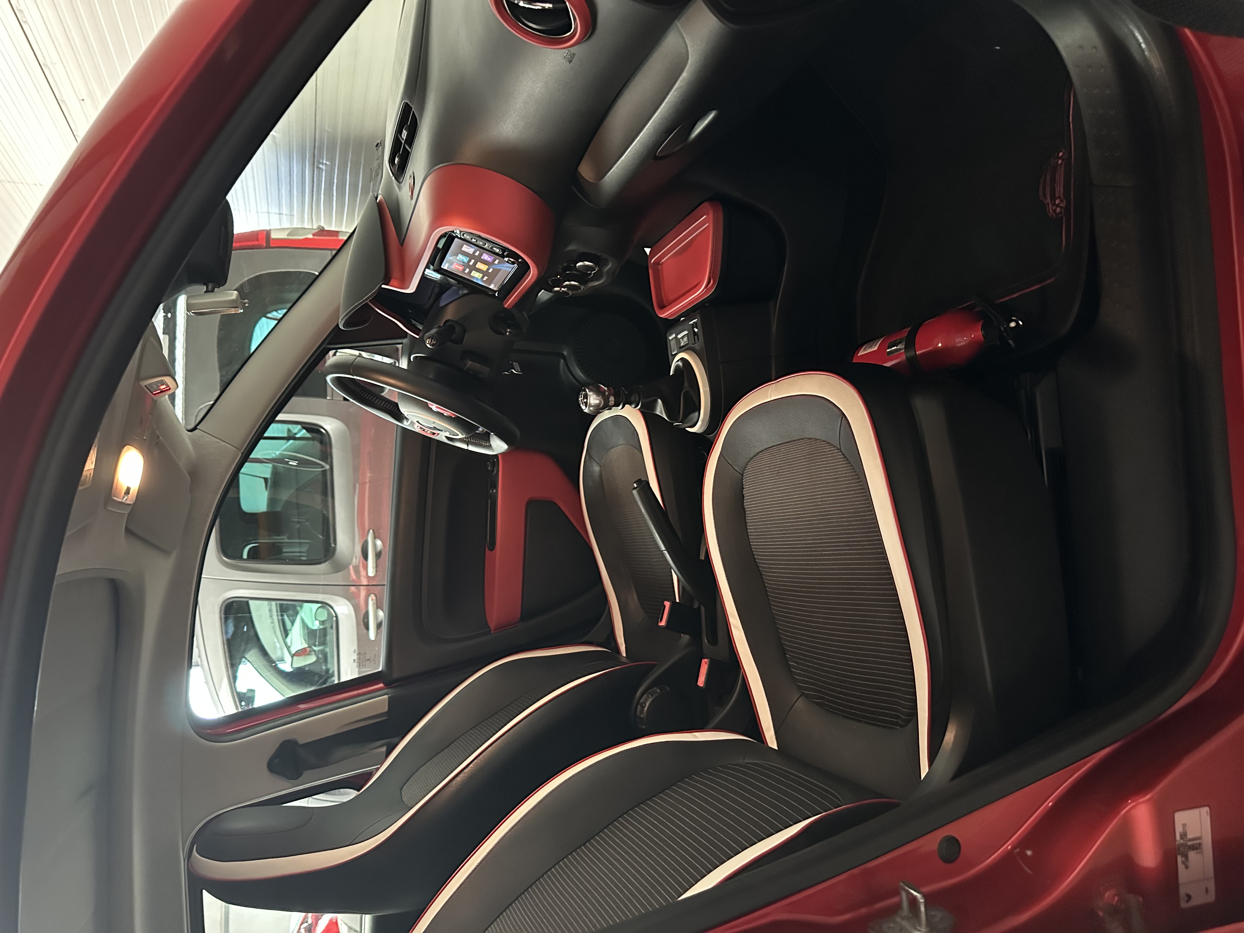 RENAULT TWINGO