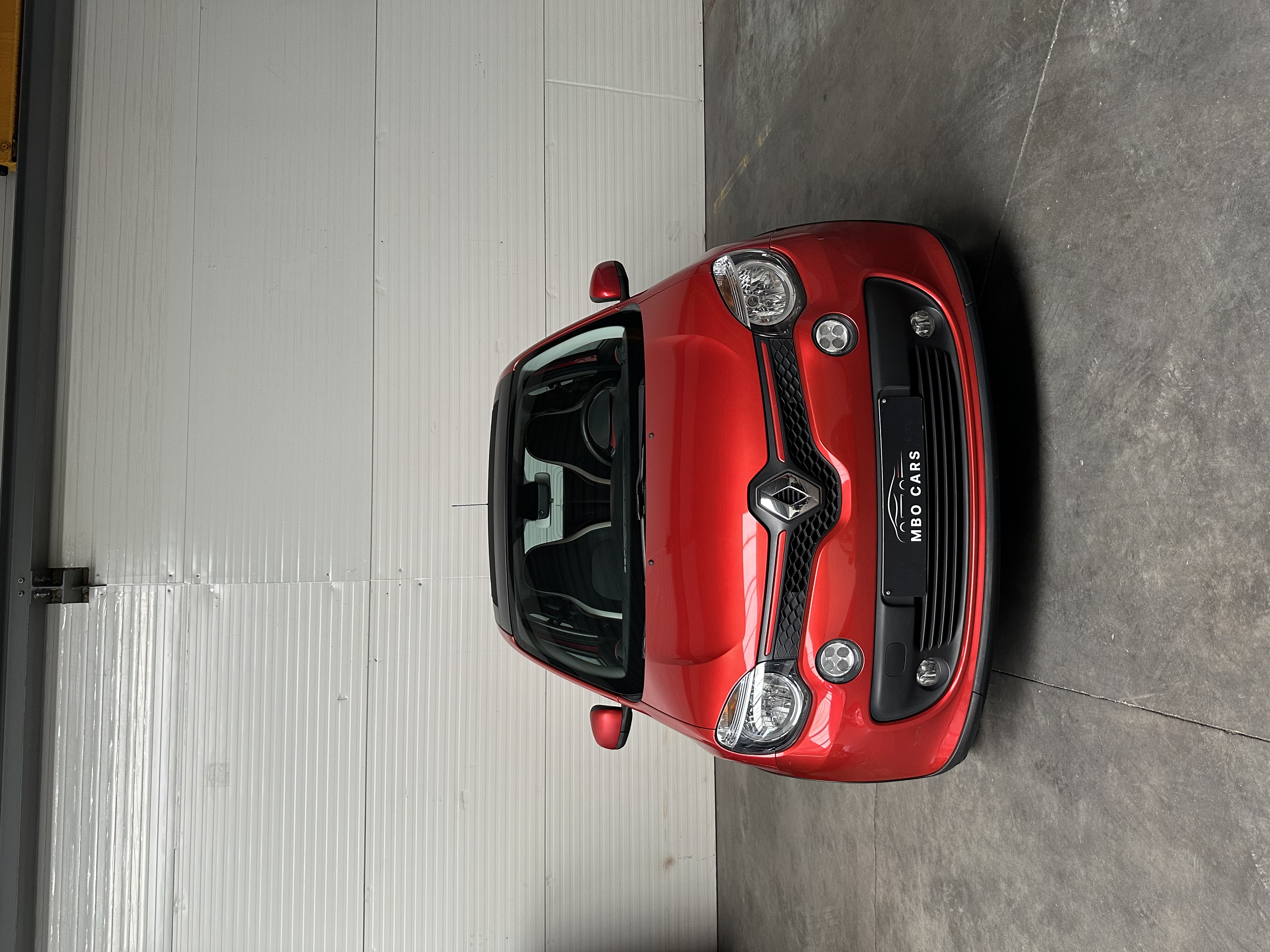 RENAULT TWINGO
