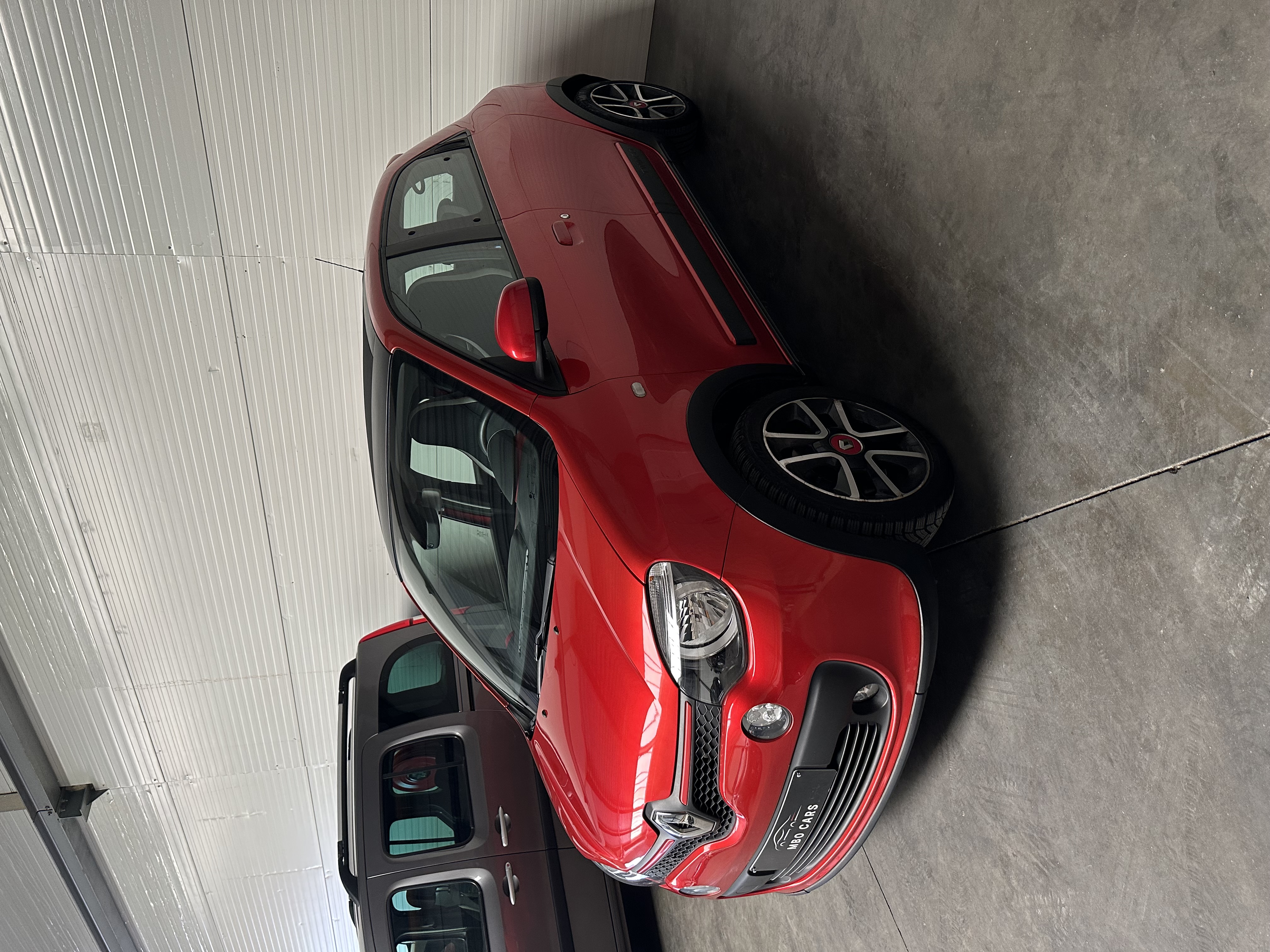 RENAULT TWINGO